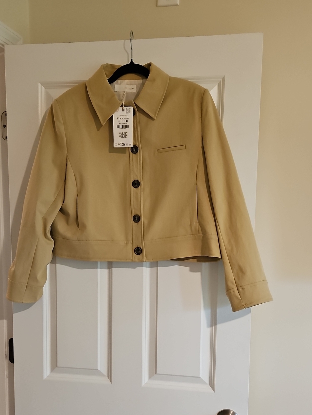 Zara Classic Cropped Beige Jacket - Women